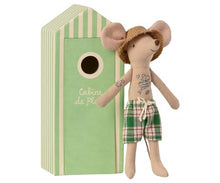 Load image into Gallery viewer, Beach Mouse - Dad in Cabin De Plage
